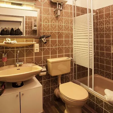 아파트 Rosalie - - Hiking&swimming - Cozy&nature *